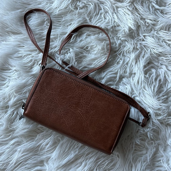 Sam & Hadley Purse Women's Brown Studded Faux Leather Crossbody Wallet - Picture 5 of 6